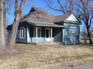 300 E Bracken St, Scranton, KS 66537