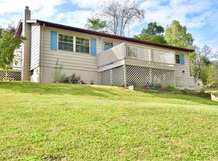 795 Amber Dr, Zanesville, OH 43701