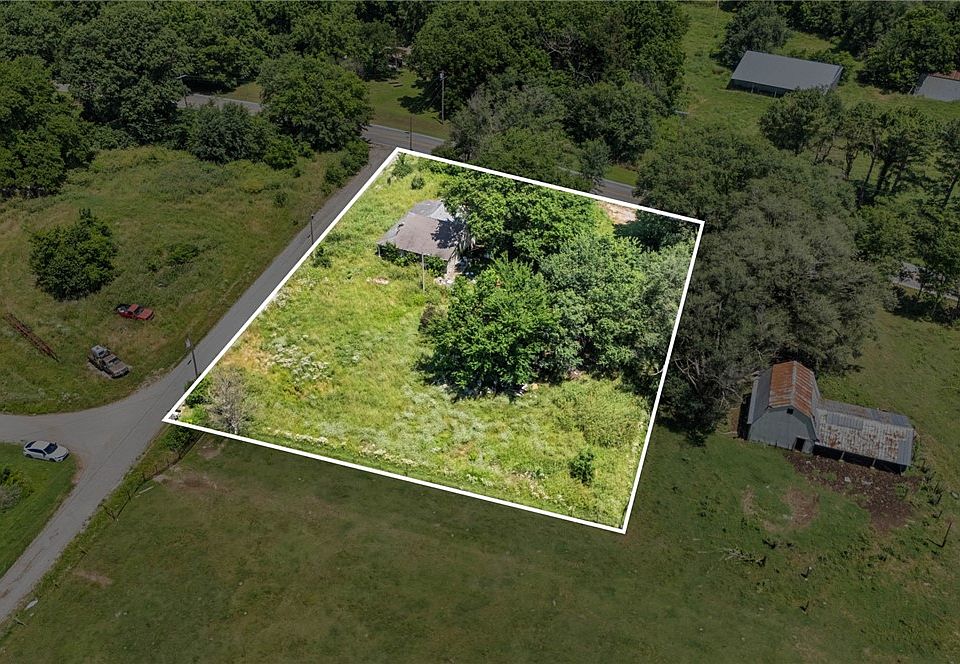 1st image of 25579 W 72nd Hwy