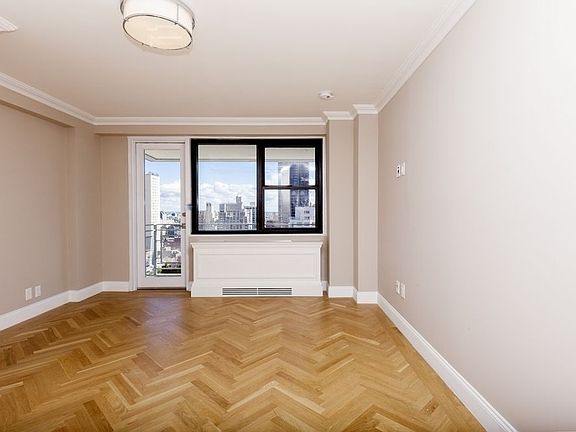 4th image of 305 E 86th St APT 9LW