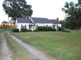 1385 Drummersville Rd, Seven Springs, NC 28578