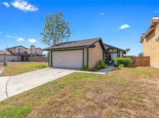 15699 Paine St, Fontana, CA 92336