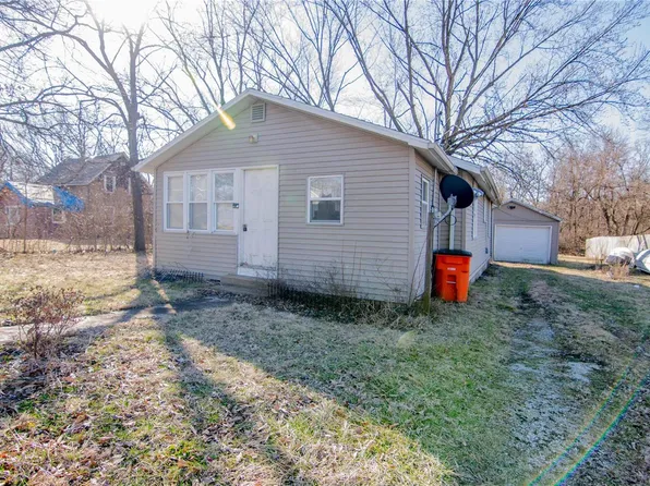 1408 W Main St, Vandalia, IL 62471