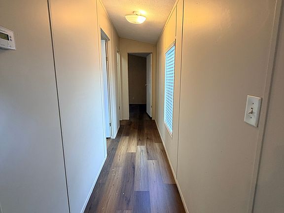 4th image of 5231 Clover Ln