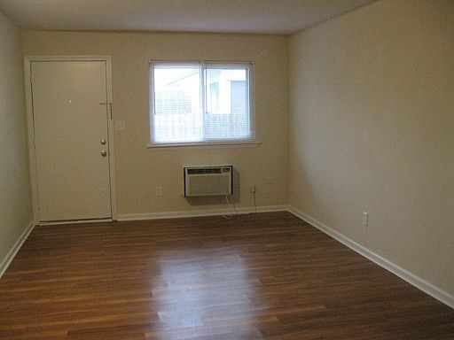 2nd image of 1372 W Ocean View Ave APT 114