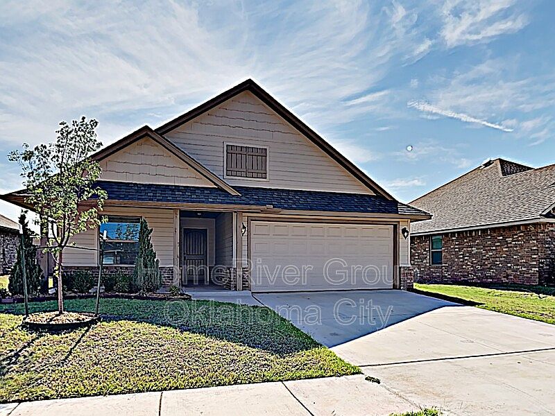 1st image of 12724 NW 137th St