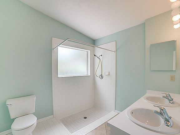 4th image of 3831 Bentford Ct