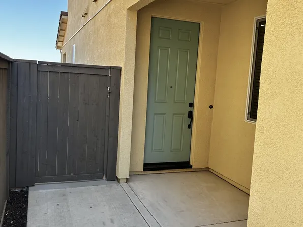 12745 Molli Ave #B, Rancho Cordova, CA 95742