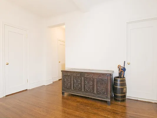 Sold by Sotheby's International Realty | media 19