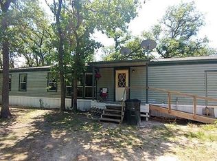 116 Dinks Ln, Seguin, TX 78155