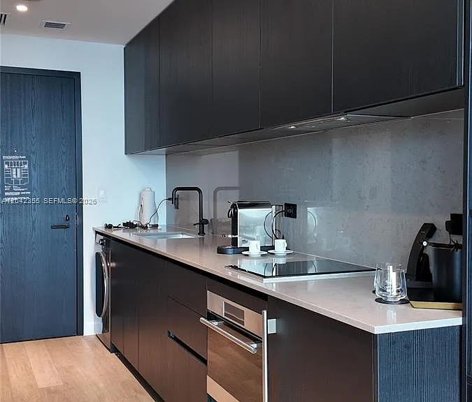 20 NE 11th St #Penthouse 05 — Photo 15