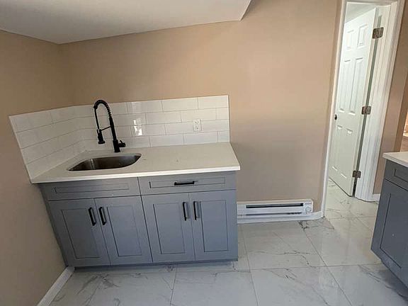 2nd image of 130 N 14th St Floor 3