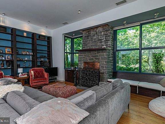 5th image of 85 Westcott Rd