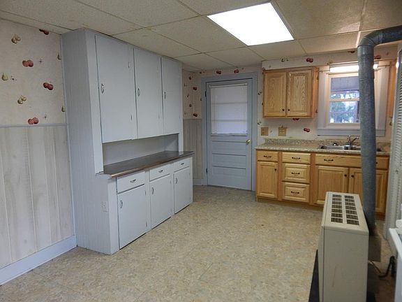 5th image of 265 N Catherine St