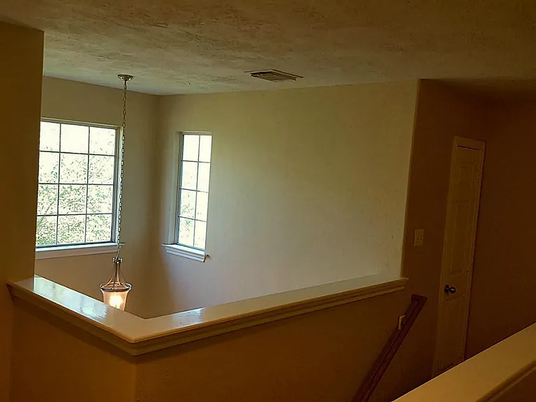 111 Gallery Cove Ct — Photo 18