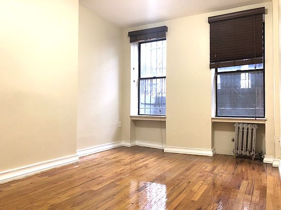 5th image of 248 W 20th St Bsmt 1B