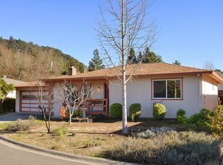 214 Cedar Cir, Healdsburg, CA 95448