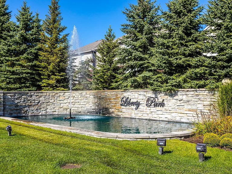 27844 Hopkins Dr — Photo 2