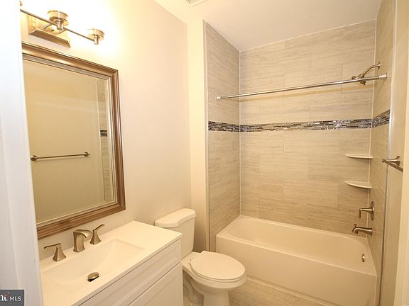 3rd image of 8204 Blue Heron Dr APT 3B