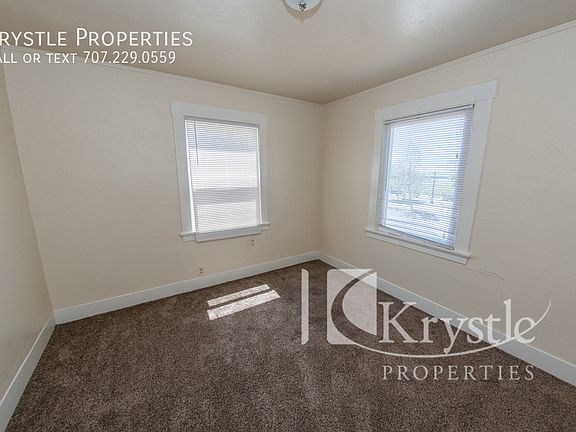 5th image of 524 Wilson Ave