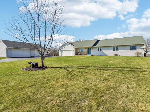 5008 Creek Haven Rd, Cottage Grove, WI 53527