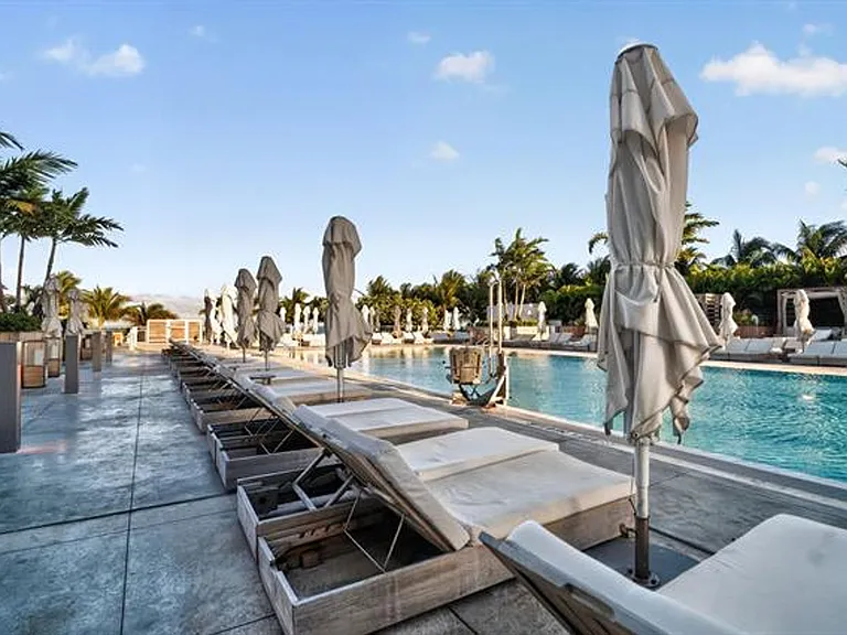 2301 Collins Ave #Penthouse 14 — Photo 36