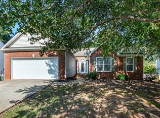 12 Heather Stone Ct, Simpsonville, SC 29680