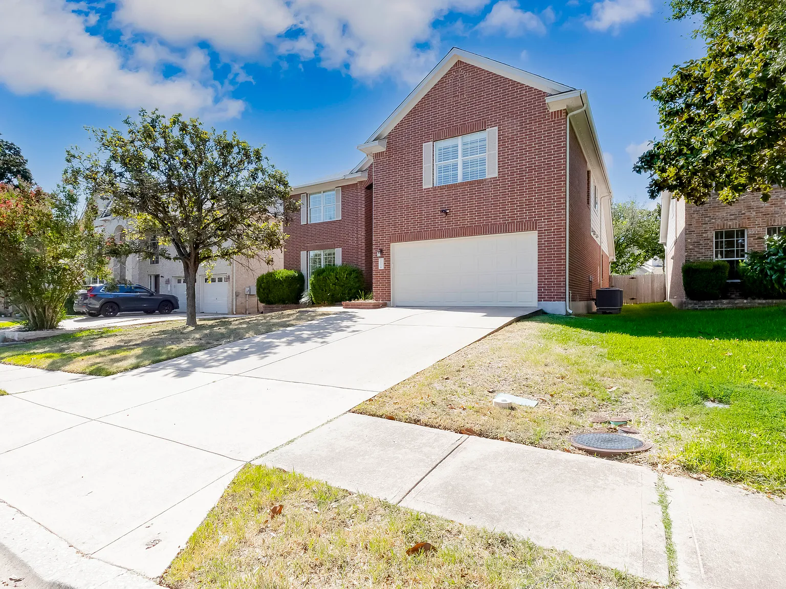 4 bed, 2.5 bath, 3263 sqft, $3,050 — Photo 2