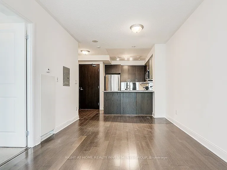 18 Yorkville Ave #704 — Photo 14