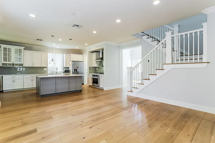 7808 Abbington Way — Photo 3