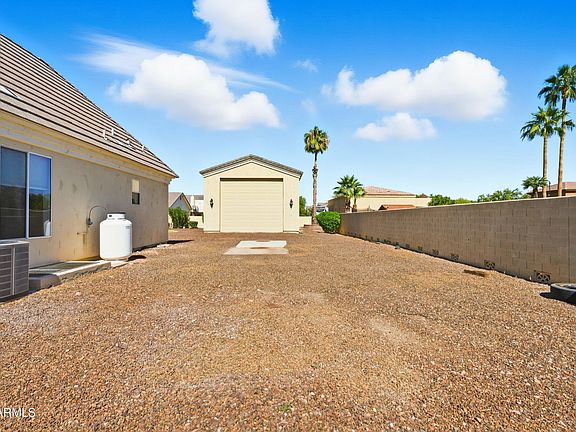 4th image of 2670 E VALLEJO Court