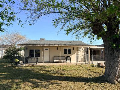 329 W Rialto Ave, Clovis, CA, 93612