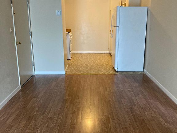 2nd image of 410 88th St APT 3