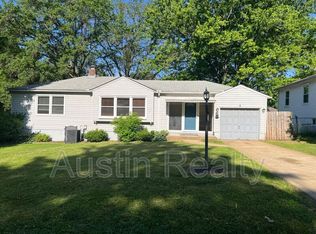 9567 Cantwell Dr, Saint Louis, MO