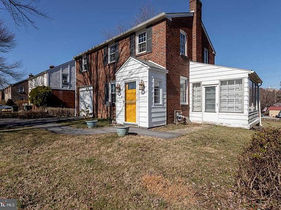2nd image of 1507 Olive St