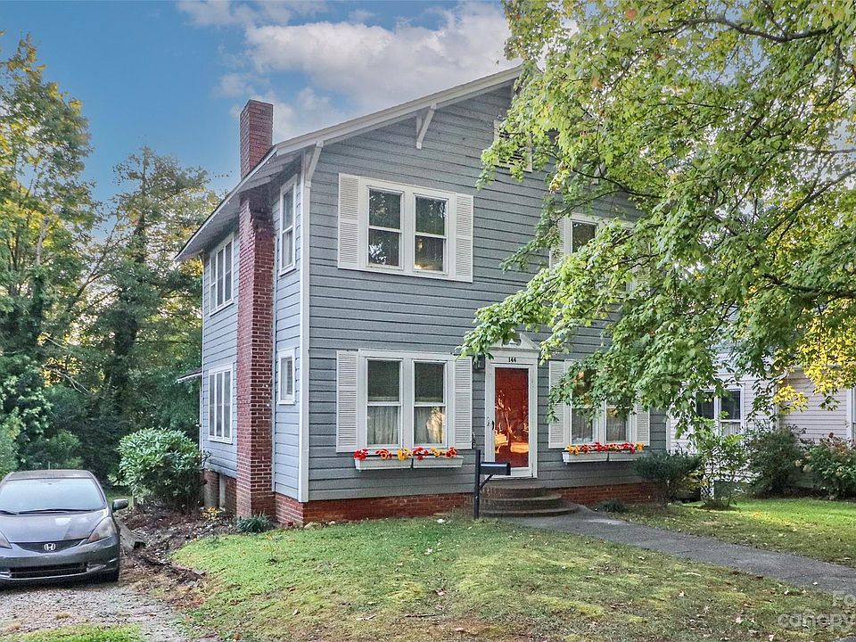 1st image of 144 N Elm St