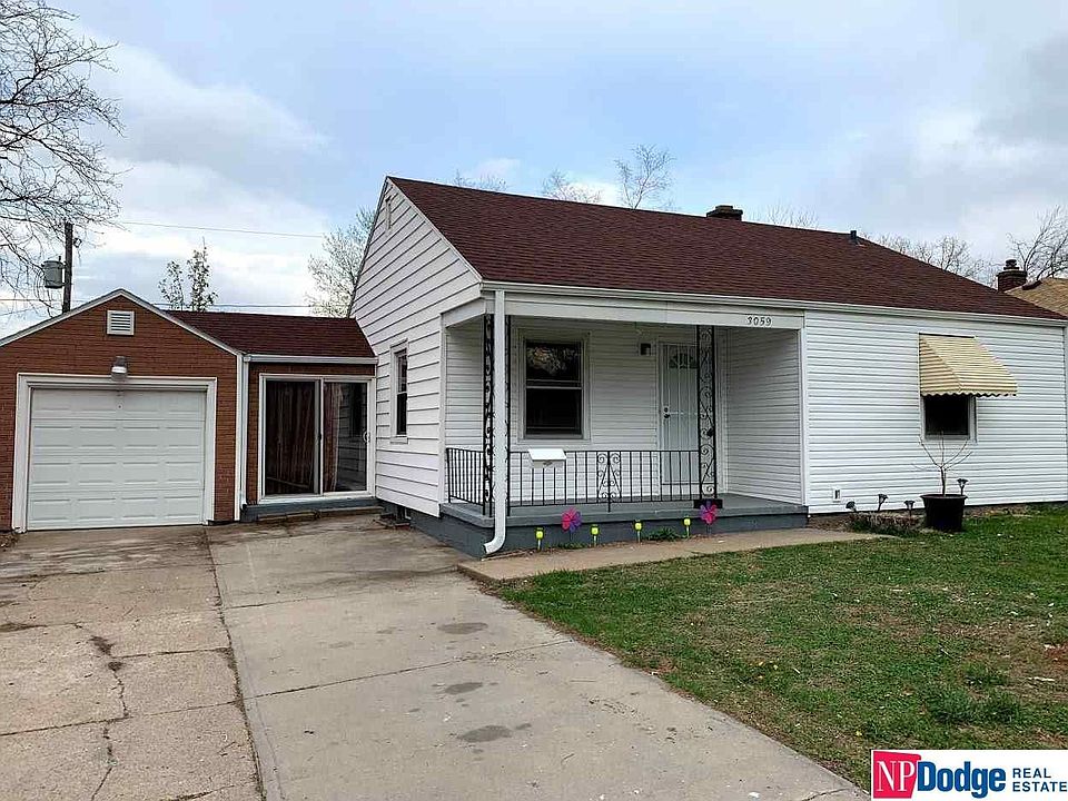 1st image of 3059 S 42nd St
