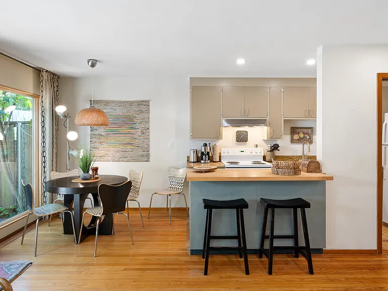 1423 Walnut St #1 — Photo 12