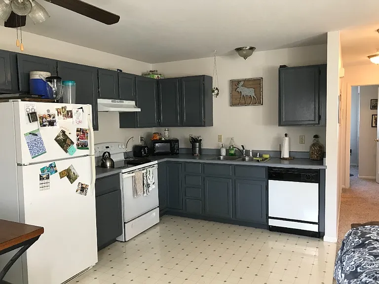 1355 Cherry St #B — Photo 7