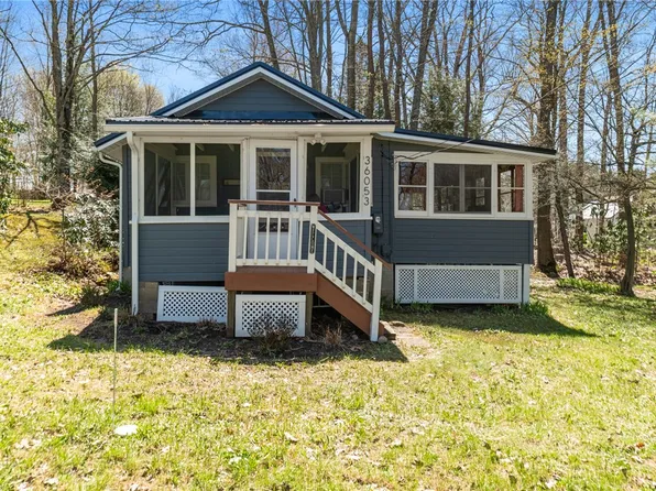 36053 Idlewilde St, Union City, PA 16438