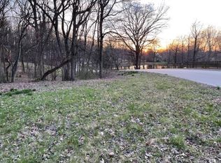 2736 Hillside Dr, Owensboro, KY 42303