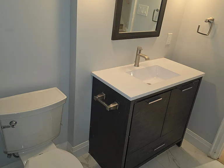 312 Cochrane St #LOWER LEVEL — Photo 14