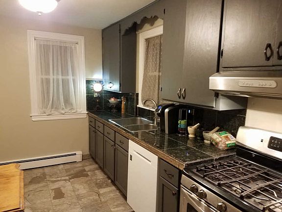 4th image of 2843 N 75th Ct