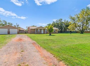 6341 Bethel Rd, Shawnee, OK 74804