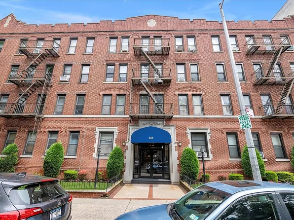 325 Marine Ave APT D6, Brooklyn, NY 11209