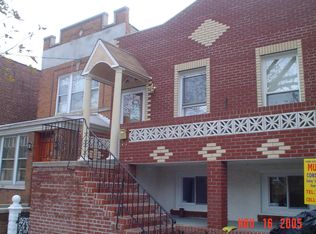 6054 Gates Ave, Ridgewood, NY 11385