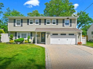 2432 Kayron Lane, North Bellmore, NY 11710
