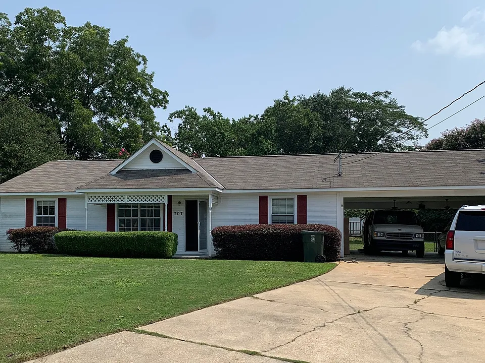 207 Claymore Ct