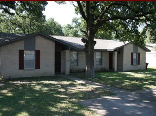 1204 Airline Dr #A, College Station, TX 77845