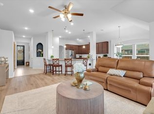 1200 Queens Brook Ln, Fort Worth, TX 76140